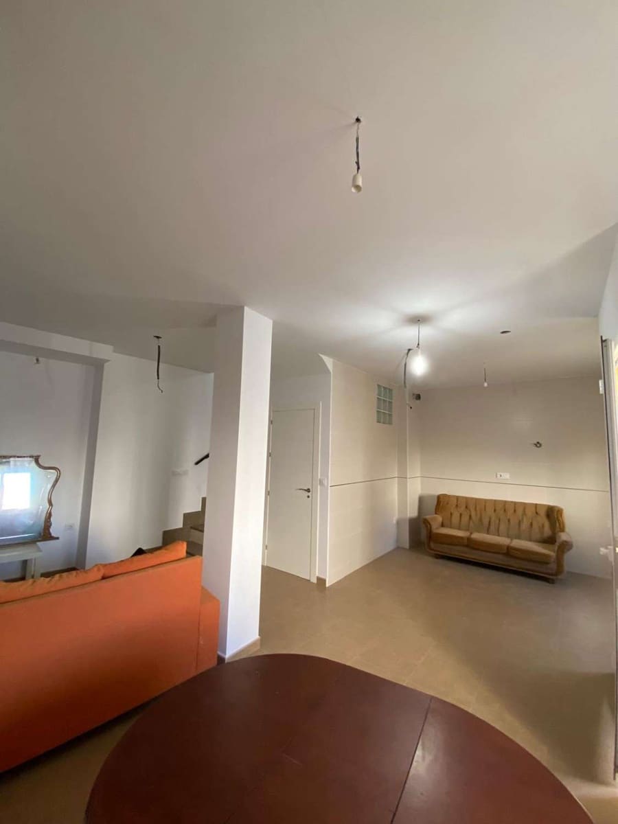 4 bedroom Townhouse for sale in Chirivel - € 90,000 (Ref: 9861567)