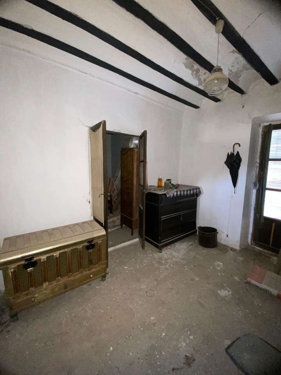 5 slaapkamer Huis te koop in Velez-Rubio - € 75.000 (Ref: 9861568)