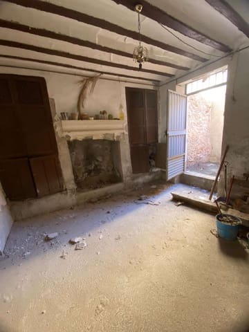 5 slaapkamer Huis te koop in Vélez-Rubio - € 75.000 (Ref: 9861568)