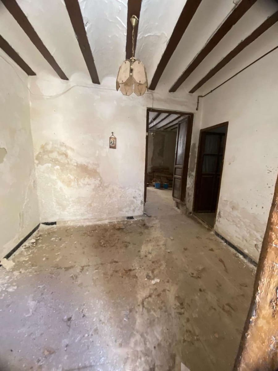 5 slaapkamer Huis te koop in Velez-Rubio - € 75.000 (Ref: 9861568)