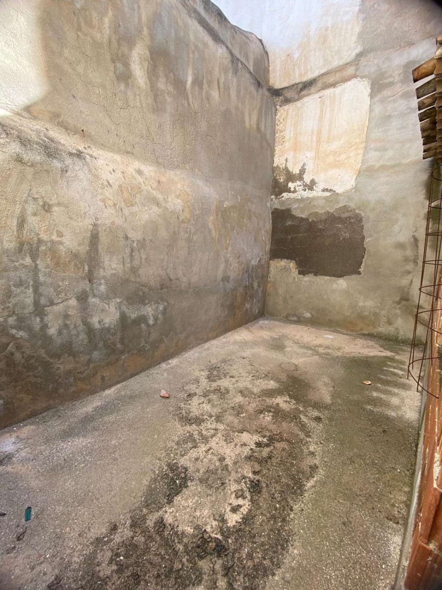 5 slaapkamer Huis te koop in Velez-Rubio - € 75.000 (Ref: 9861568)