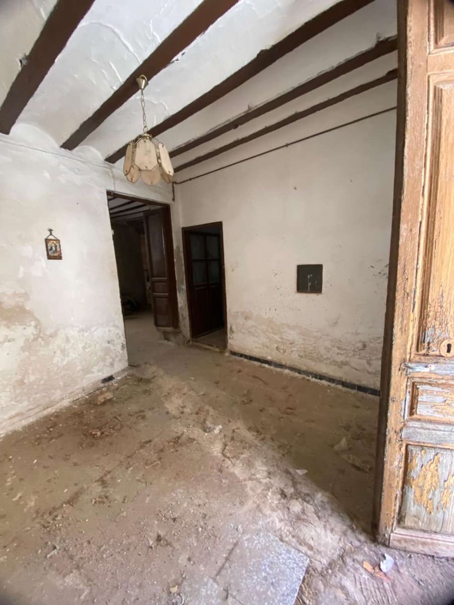 5 slaapkamer Huis te koop in Velez-Rubio - € 75.000 (Ref: 9861568)