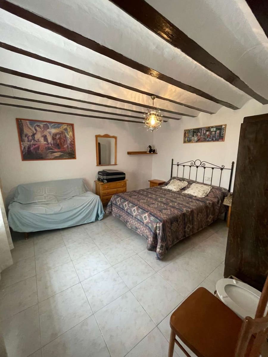 5 bedroom Townhouse for sale in Velez-Blanco - € 105,000 (Ref: 9861570)