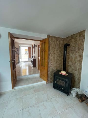 5 bedroom Townhouse for sale in Vélez-Blanco - € 105,000 (Ref: 9861570)