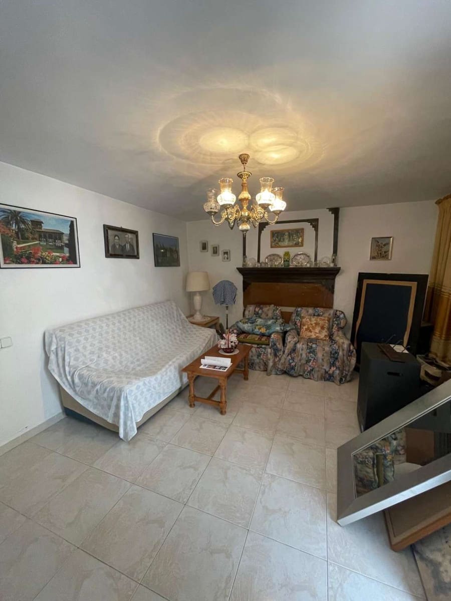 5 bedroom Townhouse for sale in Velez-Blanco - € 105,000 (Ref: 9861570)