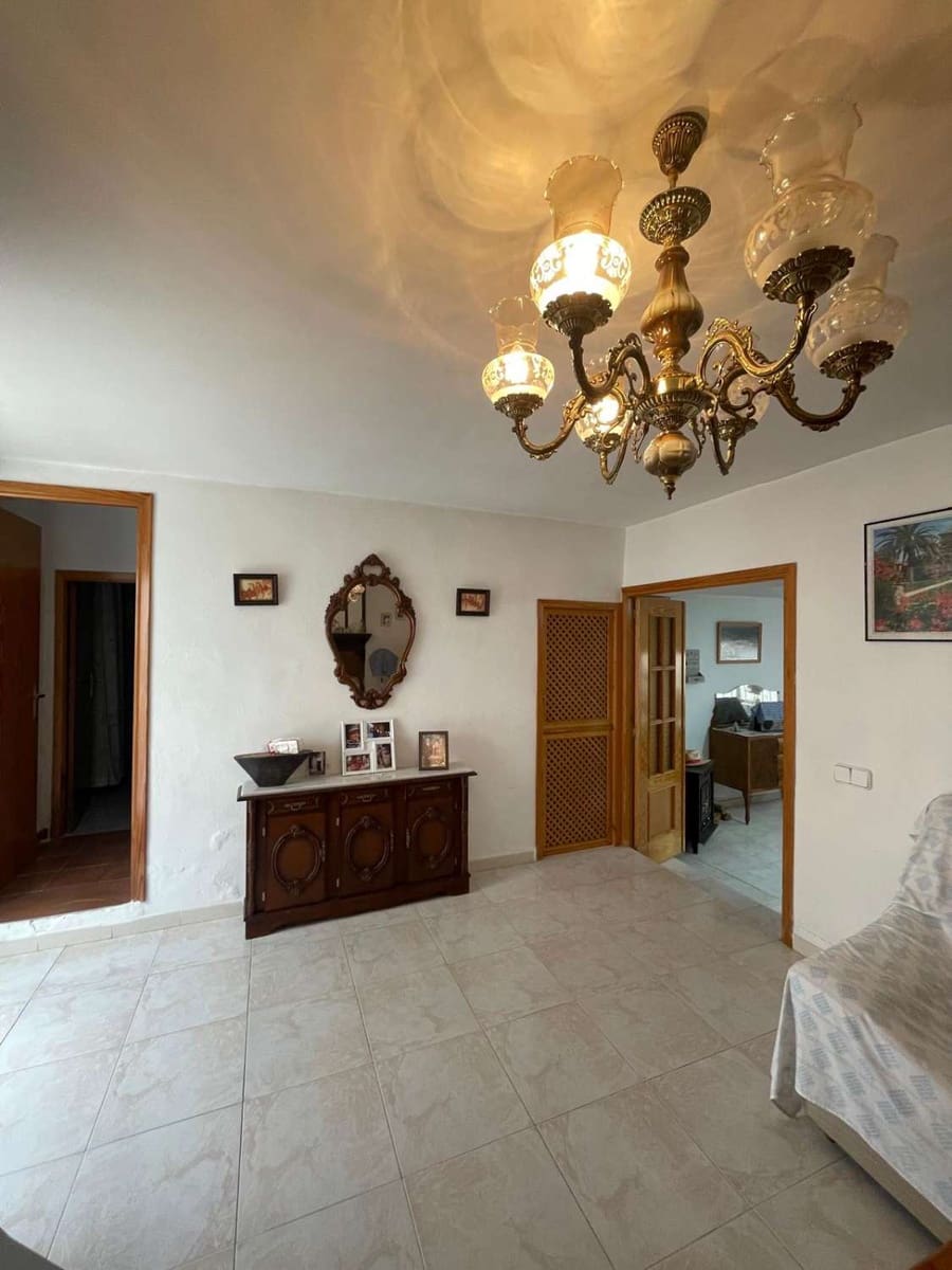 5 bedroom Townhouse for sale in Velez-Blanco - € 105,000 (Ref: 9861570)