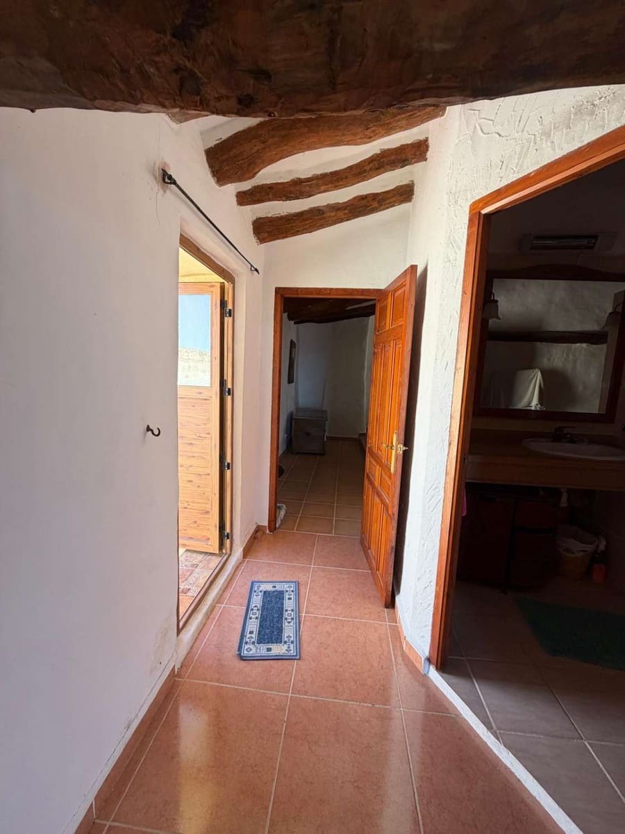 3 soverom Hus til salgs i Oria - € 130 000 (Ref: 9871646)