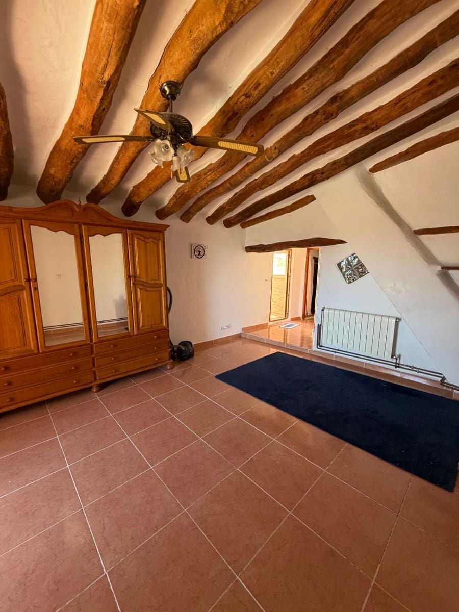 3 soverom Hus til salgs i Oria - € 130 000 (Ref: 9871646)