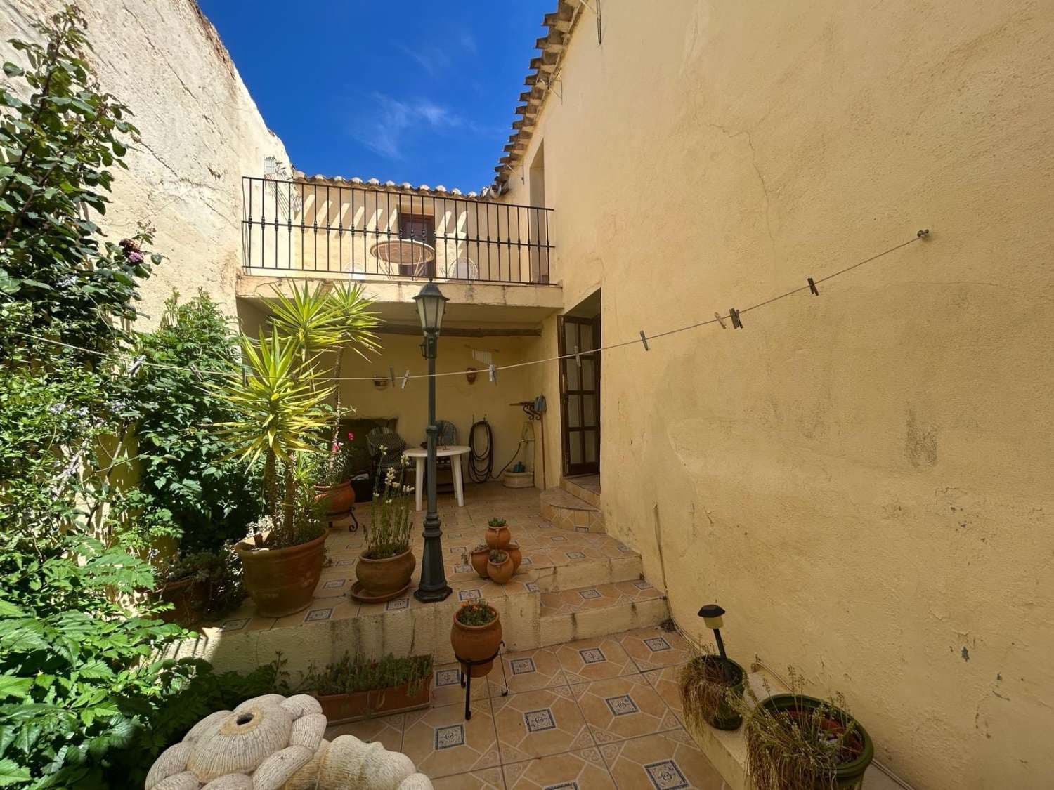 3 soverom Hus til salgs i Oria - € 130 000 (Ref: 9871646)