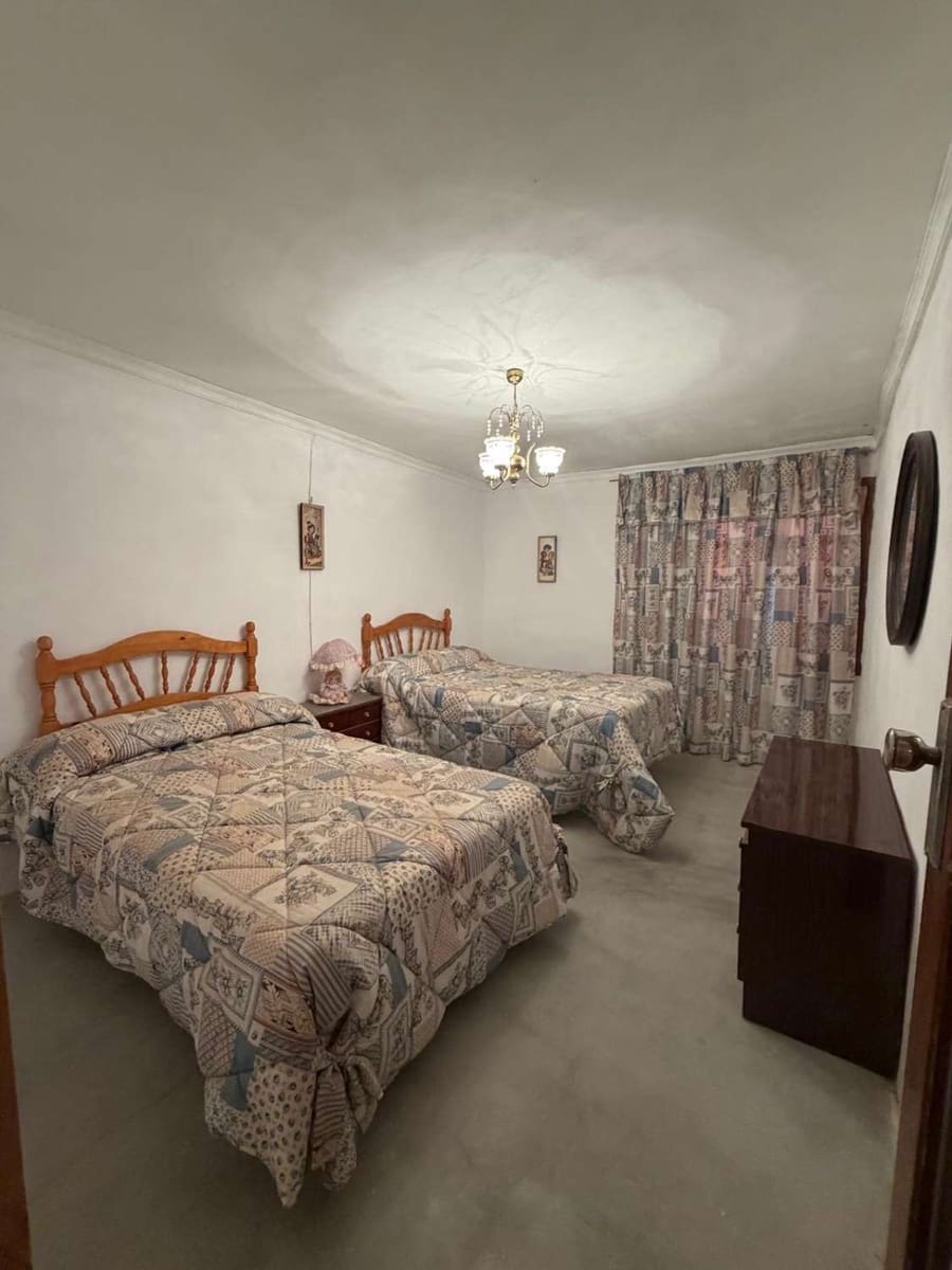5 bedroom Terraced Villa for sale in Maria - € 60,000 (Ref: 9926803)