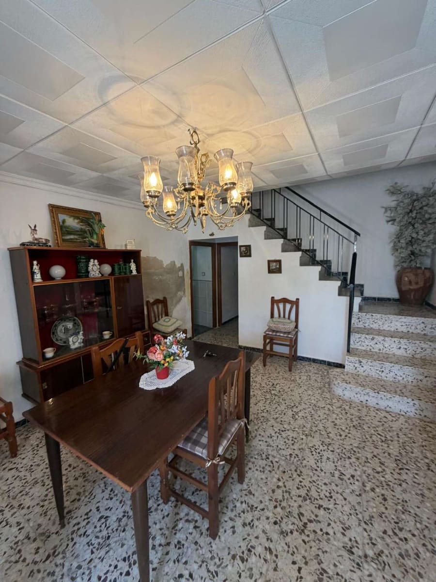 5 bedroom Terraced Villa for sale in Maria - € 60,000 (Ref: 9926803)