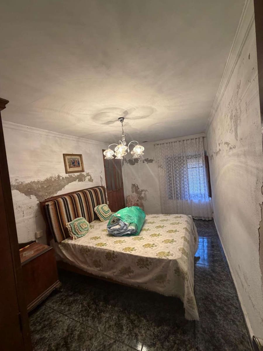5 bedroom Terraced Villa for sale in Maria - € 60,000 (Ref: 9926803)