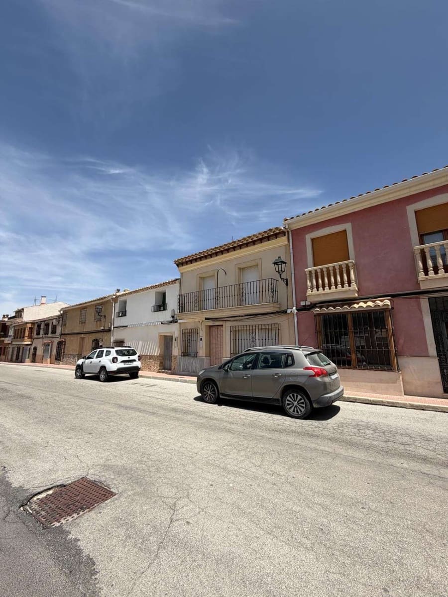 5 bedroom Terraced Villa for sale in Maria - € 60,000 (Ref: 9926803)