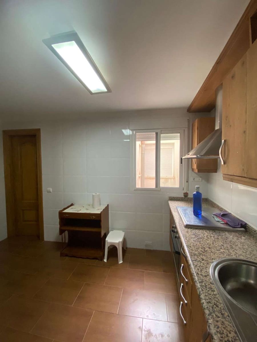 4 bedroom Apartment for sale in Velez-Blanco - € 110,000 (Ref: 9926804)