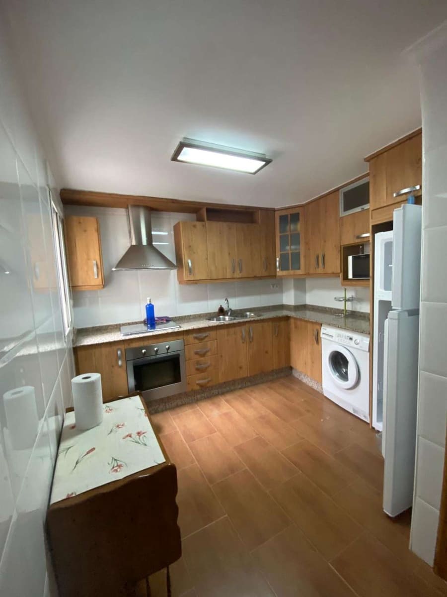 4 bedroom Apartment for sale in Velez-Blanco - € 110,000 (Ref: 9926804)