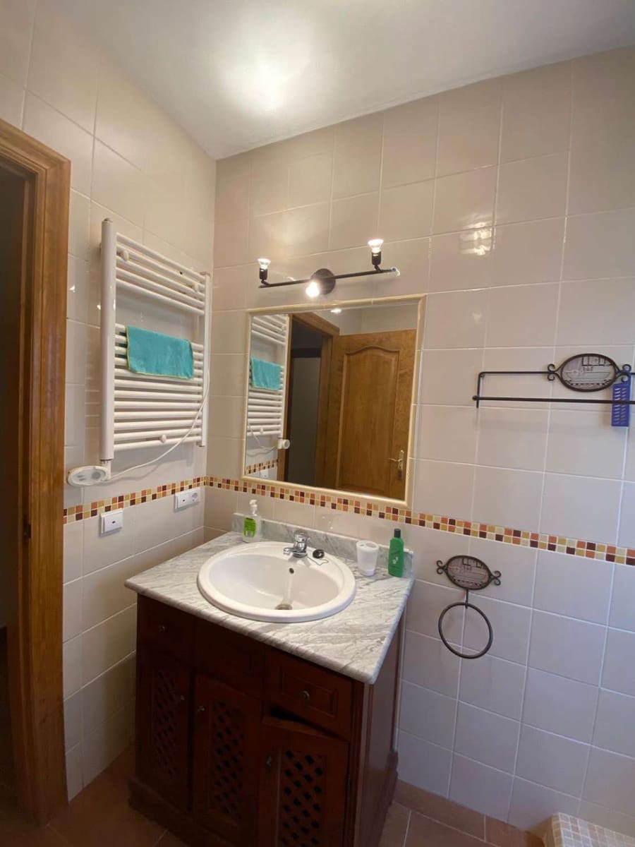 4 bedroom Apartment for sale in Velez-Blanco - € 110,000 (Ref: 9926804)