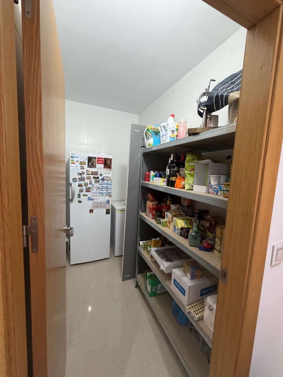 4 bedroom Apartment for sale in Velez-Rubio with garage - € 170,000 (Ref: 9926805)