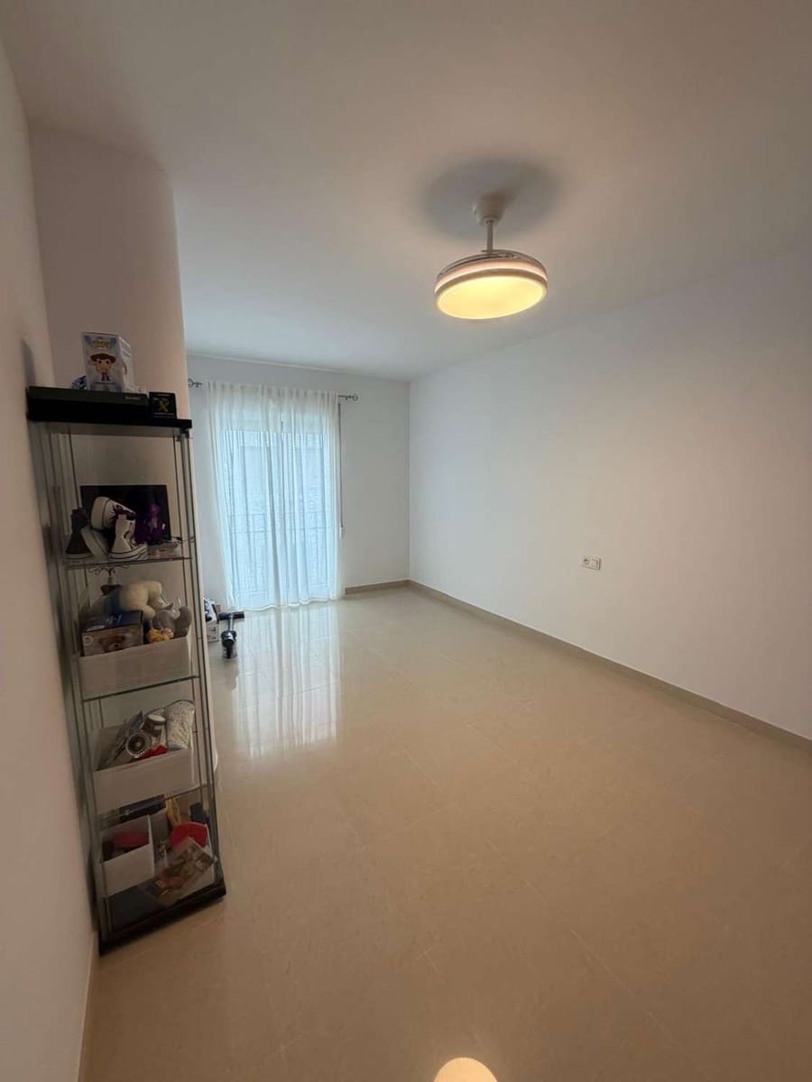4 bedroom Apartment for sale in Velez-Rubio with garage - € 170,000 (Ref: 9926805)