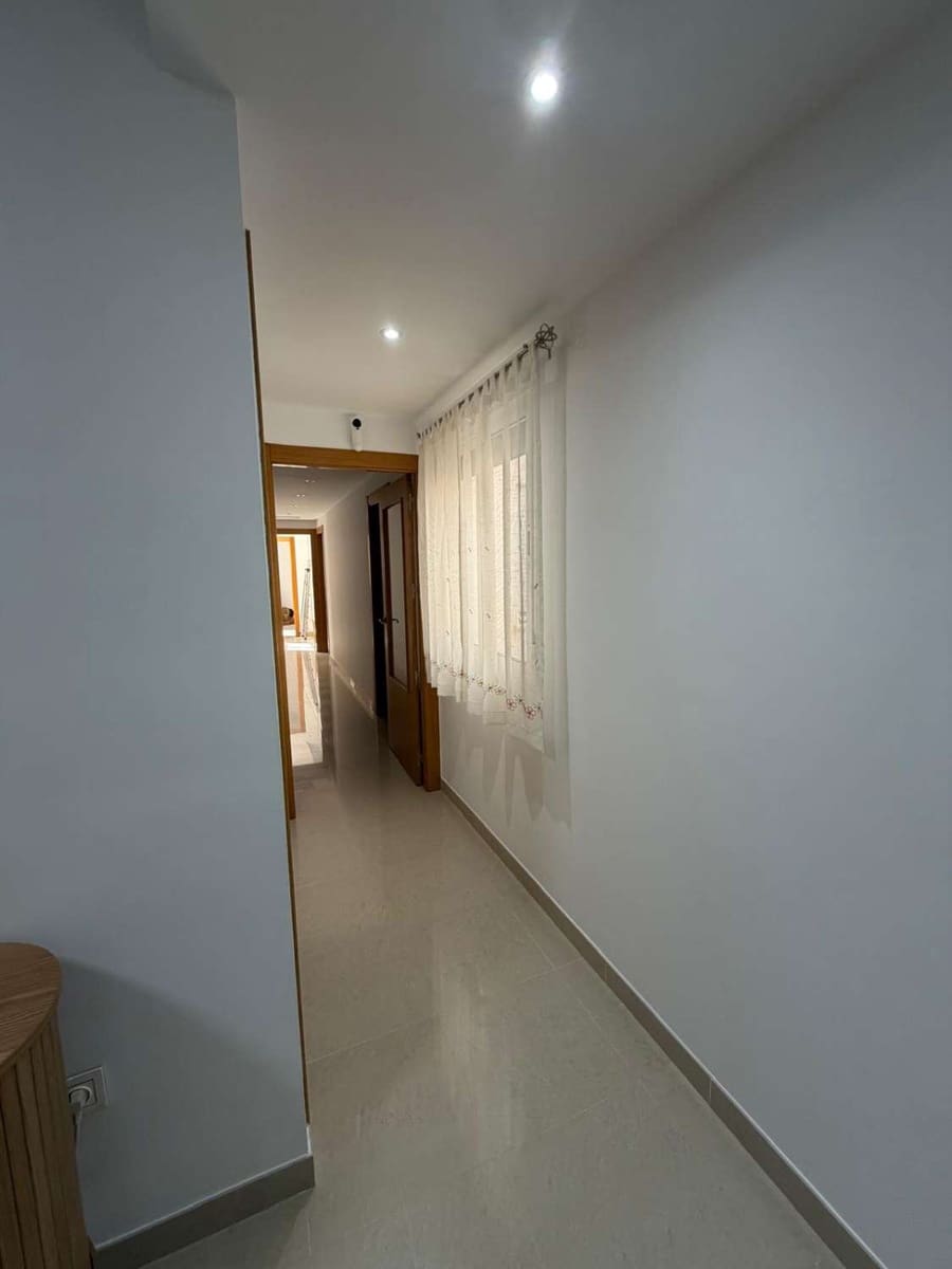 4 bedroom Apartment for sale in Velez-Rubio with garage - € 170,000 (Ref: 9926805)