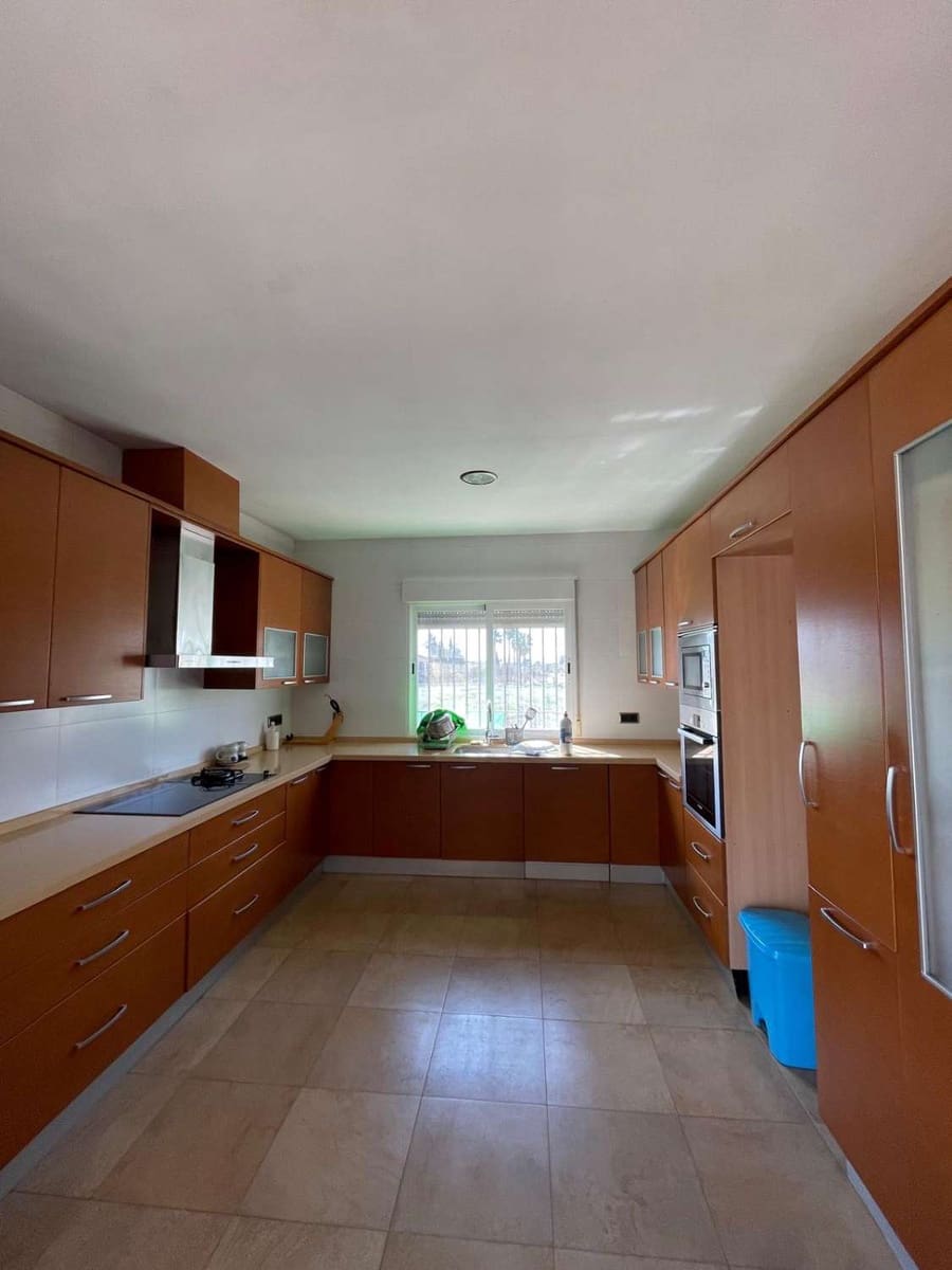 4 bedroom Finca/Country House for sale in Lorca - € 390,000 (Ref: 9926808)