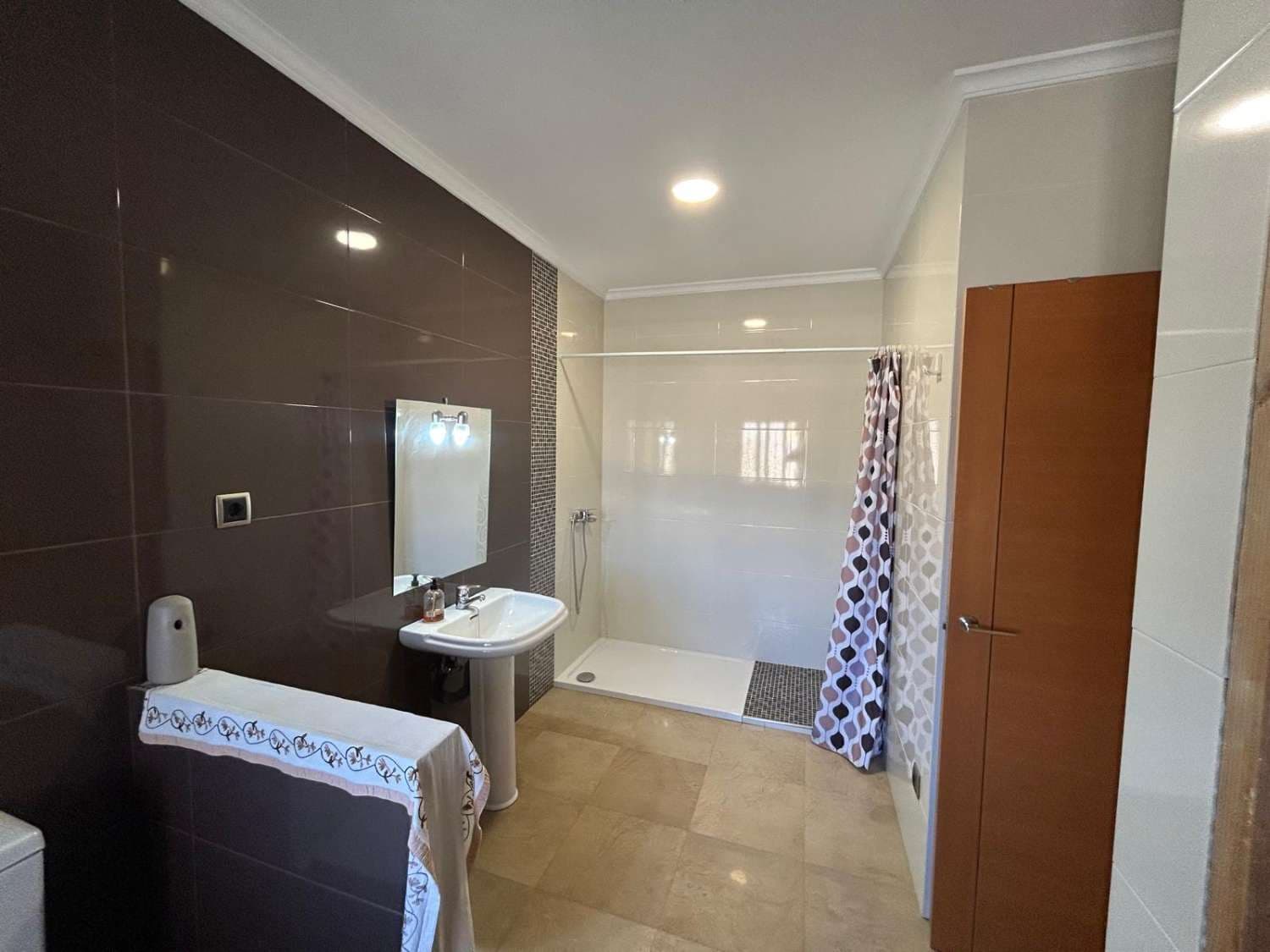 4 bedroom Finca/Country House for sale in Lorca - € 390,000 (Ref: 9926808)