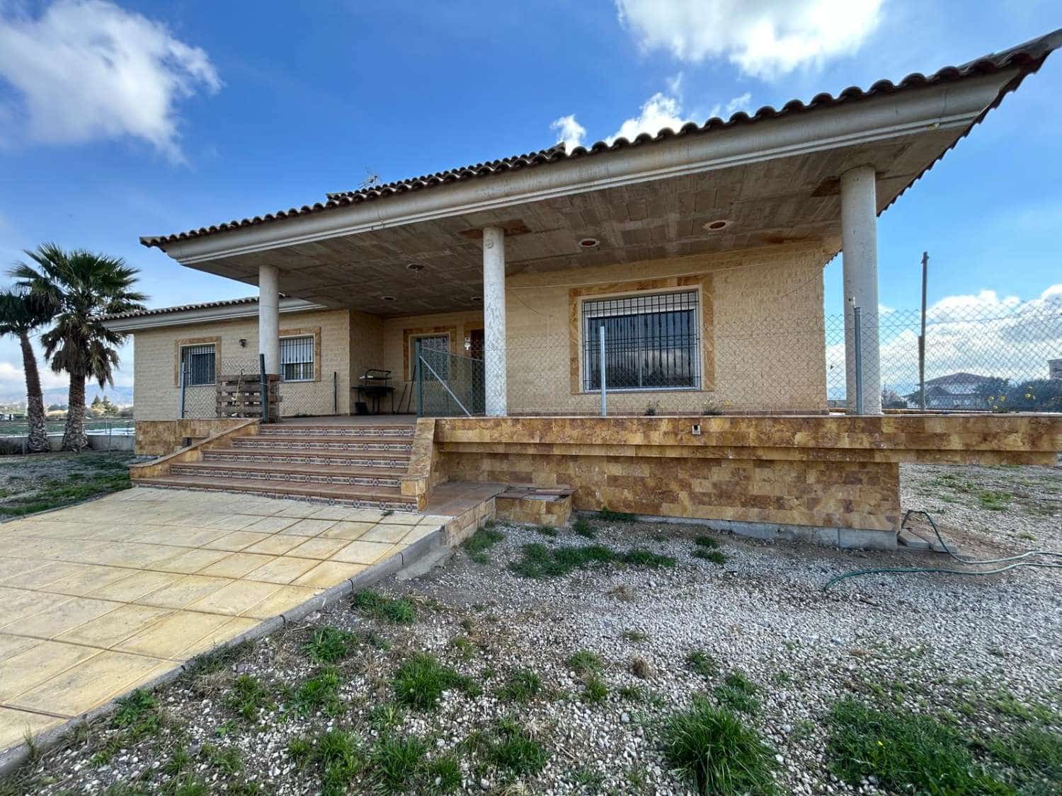 4 bedroom Finca/Country House for sale in Lorca - € 390,000 (Ref: 9926808)