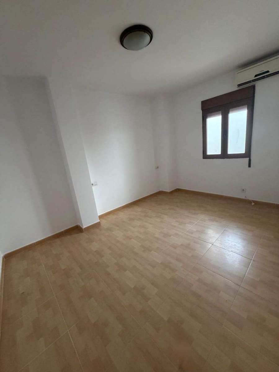 4 chambre Appartement à vendre à Velez-Rubio - 117 000 € (Ref: 9979432)