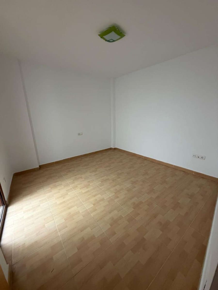 4 chambre Appartement à vendre à Velez-Rubio - 117 000 € (Ref: 9979432)