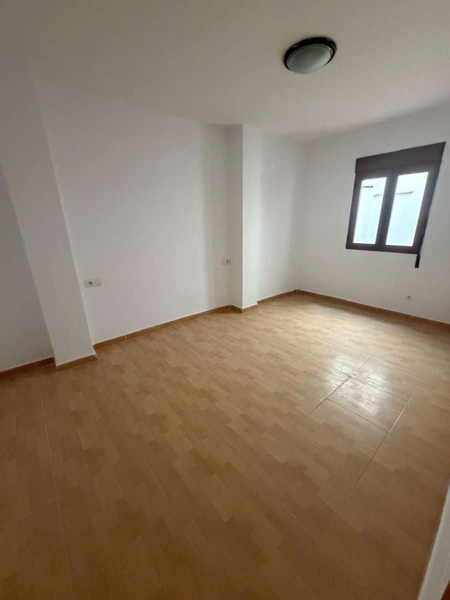 4 chambre Appartement à vendre à Velez-Rubio - 117 000 € (Ref: 9979432)