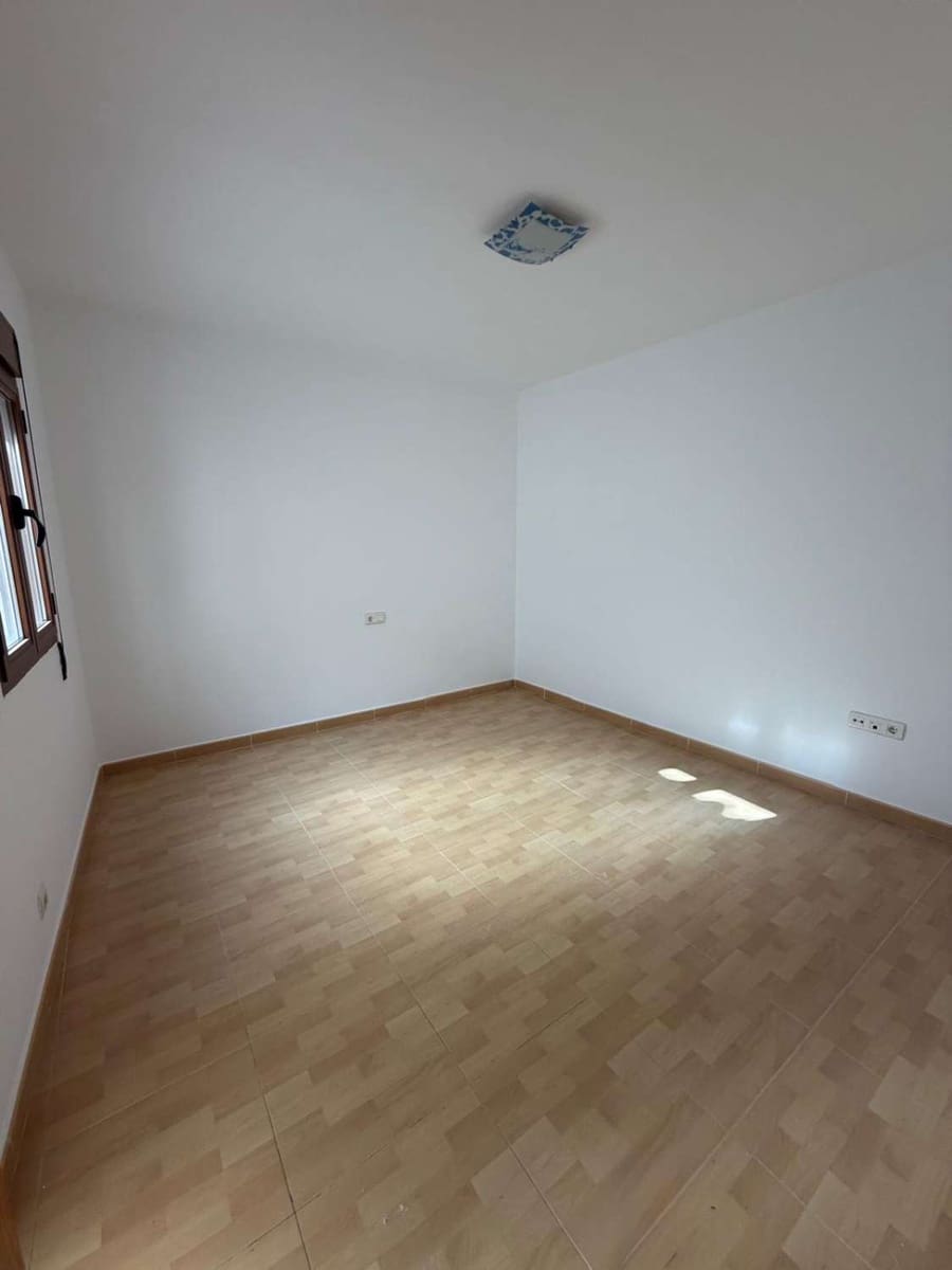 4 chambre Appartement à vendre à Velez-Rubio - 117 000 € (Ref: 9979432)