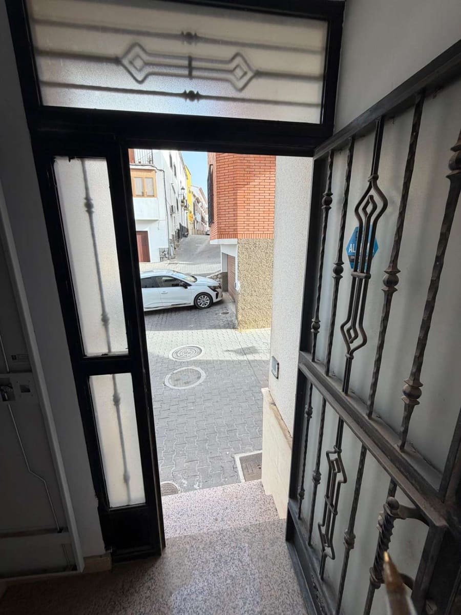 4 chambre Appartement à vendre à Velez-Rubio - 117 000 € (Ref: 9979432)