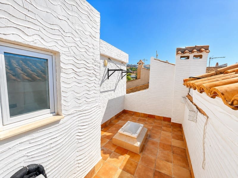 Pareado de 3 habitaciones en Gran Alacant en venta con garaje - 300.000 € (Ref: 10008789)