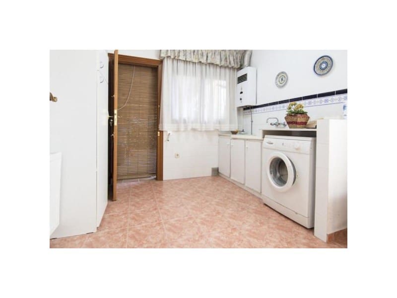 6 soveværelse Villa til salg i Canals med garage - € 400.000 (Ref: 10008790)