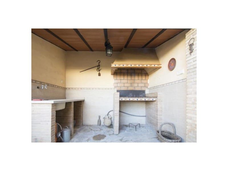 6 soveværelse Villa til salg i Canals med garage - € 400.000 (Ref: 10008790)