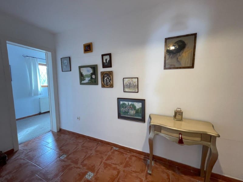 4 bedroom Villa for sale in Balones with pool garage - € 325,000 (Ref: 10008791)