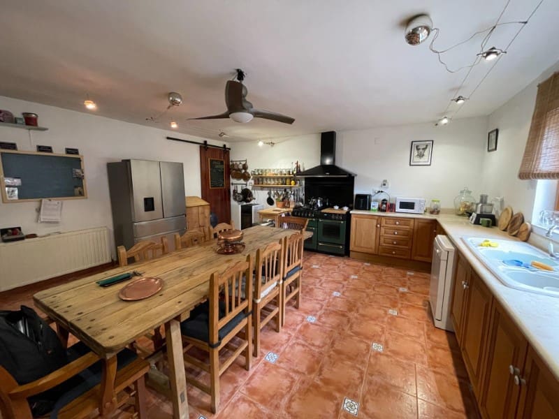 4 bedroom Villa for sale in Balones with pool garage - € 325,000 (Ref: 10008791)