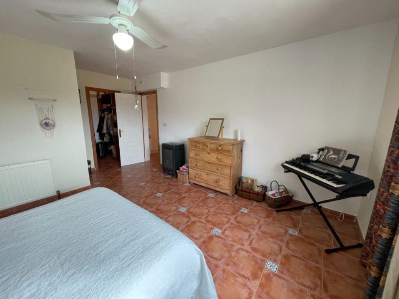 4 bedroom Villa for sale in Balones with pool garage - € 325,000 (Ref: 10008791)