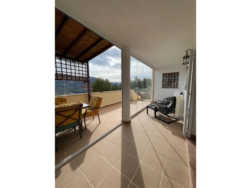 4 bedroom Villa for sale in Balones with pool garage - € 325,000 (Ref: 10008791)
