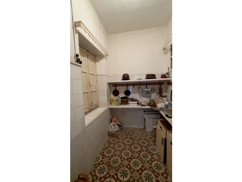 10 soverom Villa til salgs i Canals med svømmebasseng - € 450 000 (Ref: 10008792)