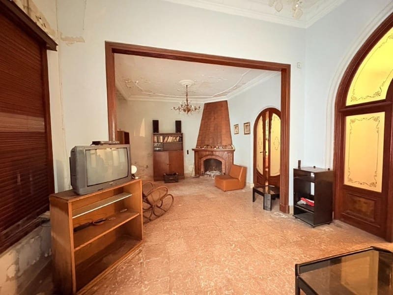 10 soverom Villa til salgs i Canals med svømmebasseng - € 450 000 (Ref: 10008792)