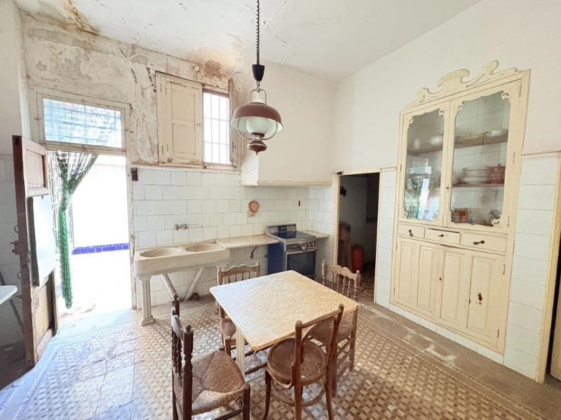 10 soverom Villa til salgs i Canals med svømmebasseng - € 450 000 (Ref: 10008792)