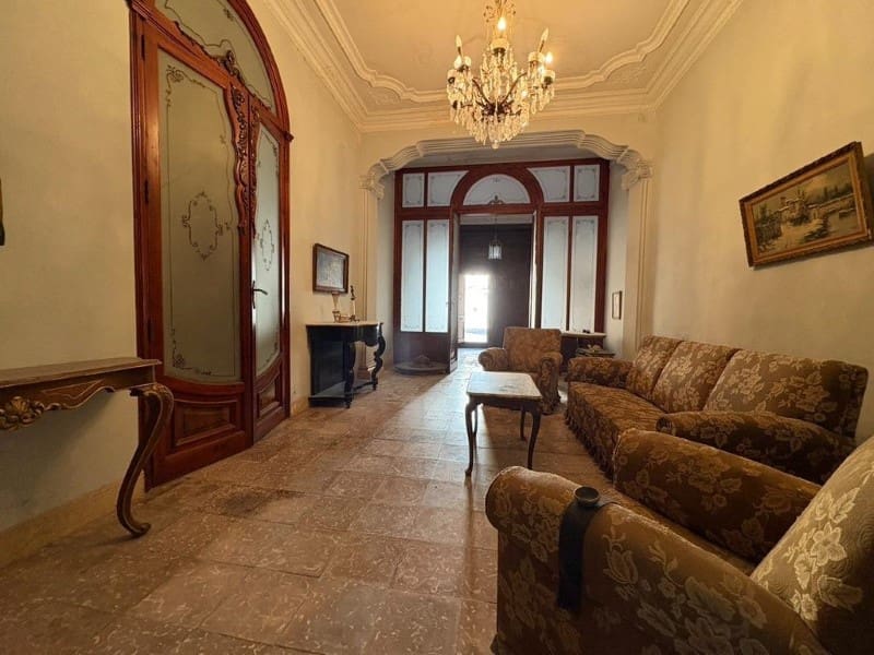 10 soverom Villa til salgs i Canals med svømmebasseng - € 450 000 (Ref: 10008792)