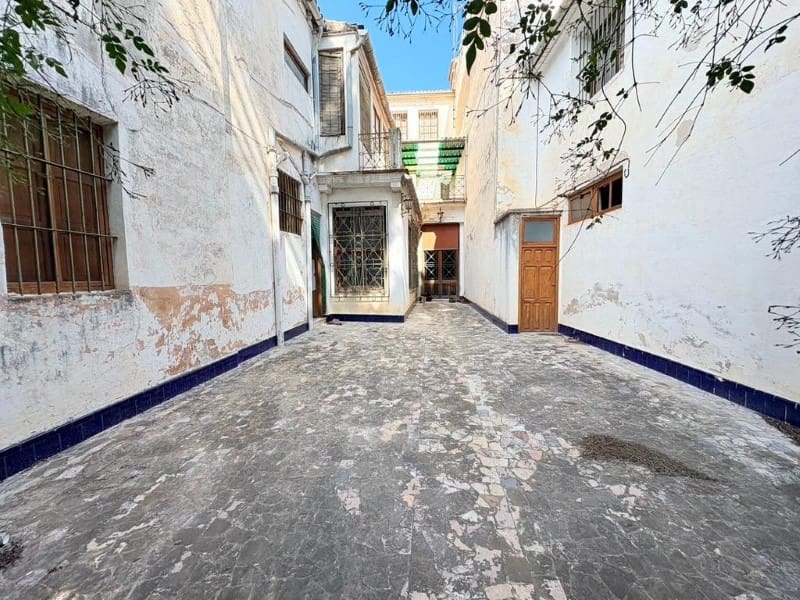 10 soverom Villa til salgs i Canals med svømmebasseng - € 450 000 (Ref: 10008792)