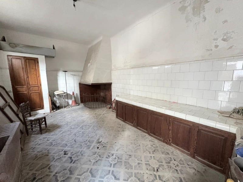 10 soverom Villa til salgs i Canals med svømmebasseng - € 450 000 (Ref: 10008792)