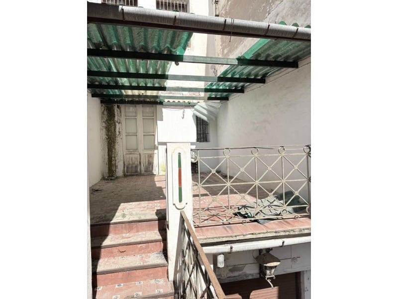 10 soverom Villa til salgs i Canals med svømmebasseng - € 450 000 (Ref: 10008792)