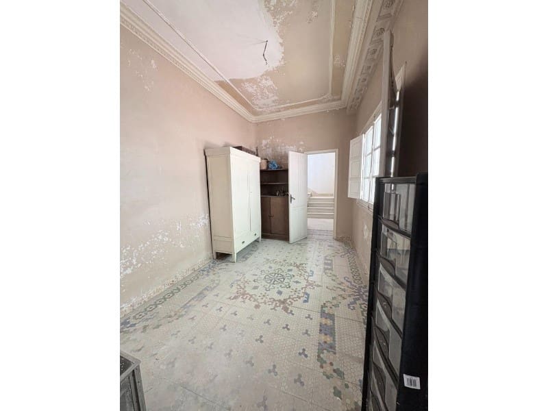 10 soverom Villa til salgs i Canals med svømmebasseng - € 450 000 (Ref: 10008792)