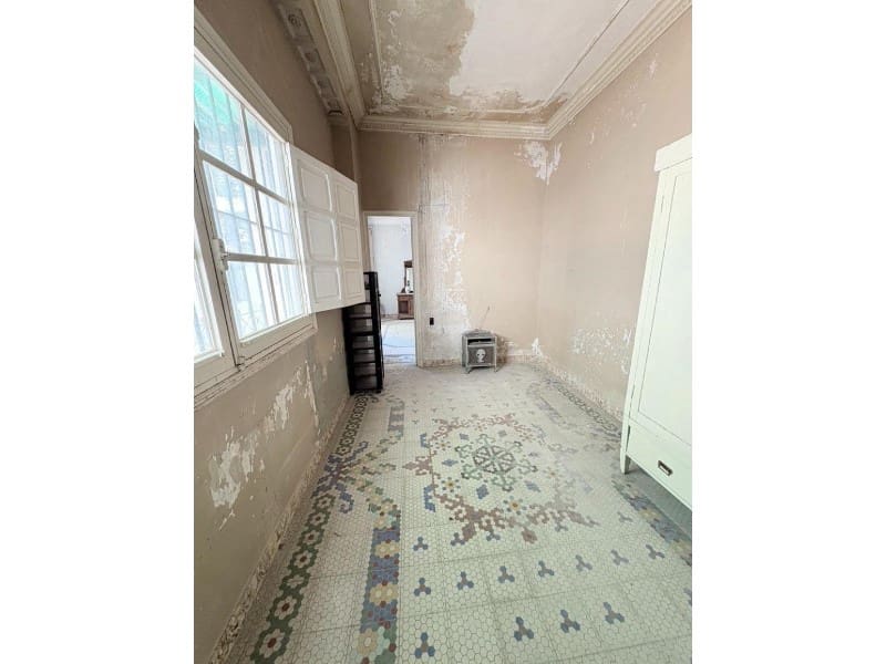 10 soverom Villa til salgs i Canals med svømmebasseng - € 450 000 (Ref: 10008792)