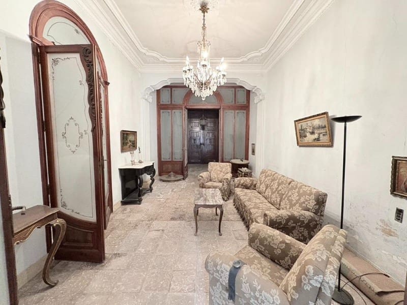 10 soverom Villa til salgs i Canals med svømmebasseng - € 450 000 (Ref: 10008792)