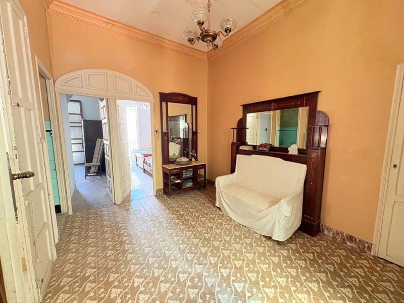 10 soverom Villa til salgs i Canals med svømmebasseng - € 450 000 (Ref: 10008792)