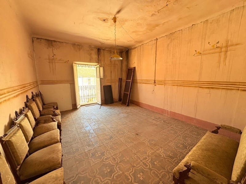 10 soverom Villa til salgs i Canals med svømmebasseng - € 450 000 (Ref: 10008792)